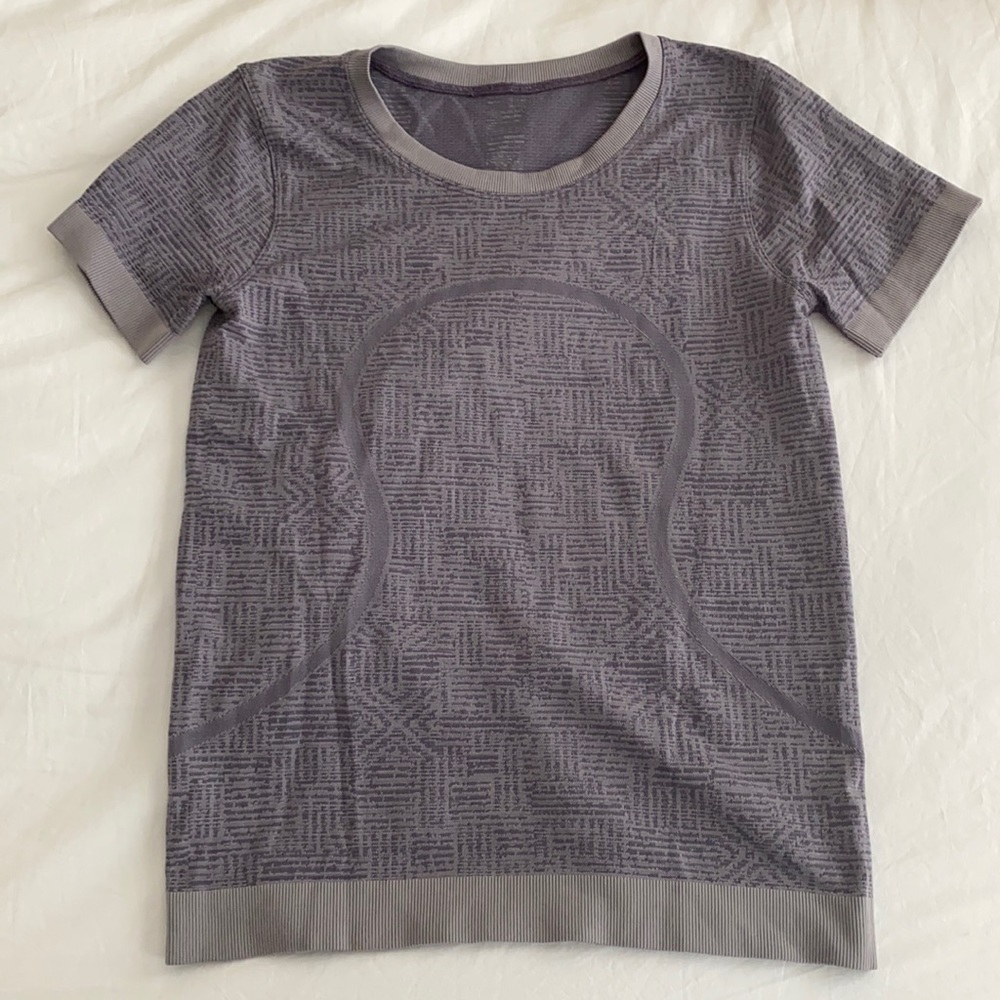 Lululemon top